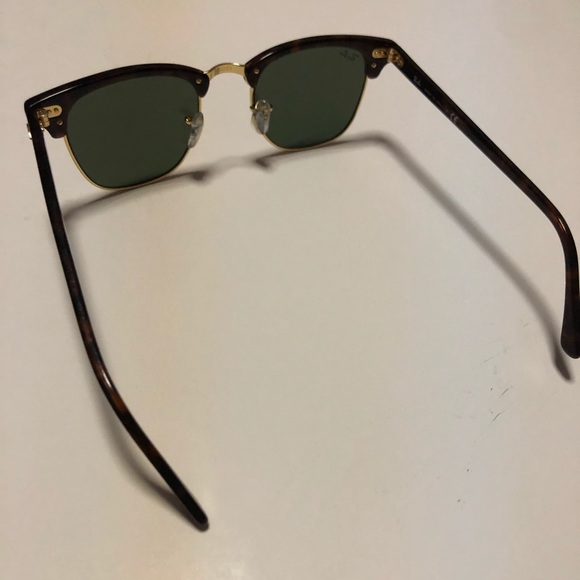 Ray-Ban’s club master classic sunglasses - Picture 4 of 5